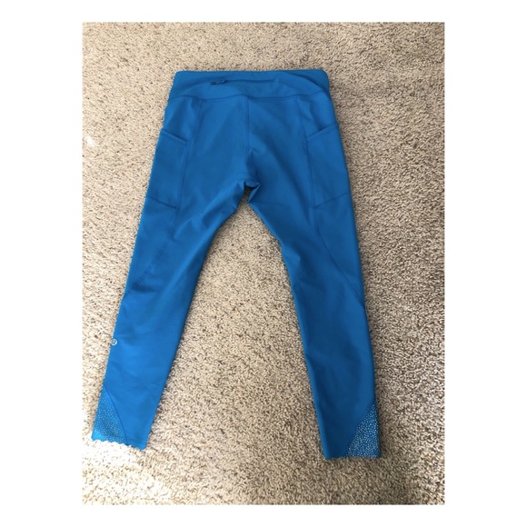 Lululemon tight stuff tight 💙 - Picture 4 of 6